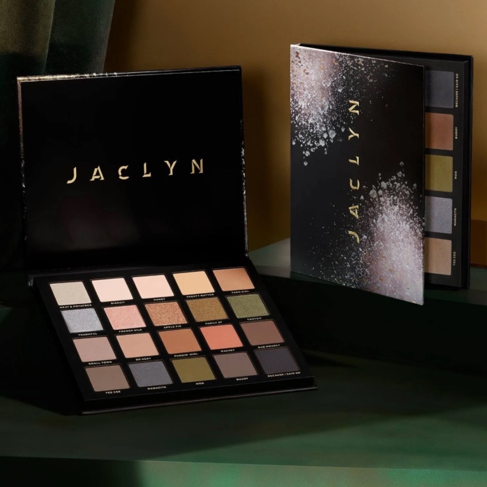 Luxe Legacy 20 Pan Eyeshadow Palette